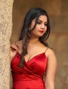 call girl service in Parasi